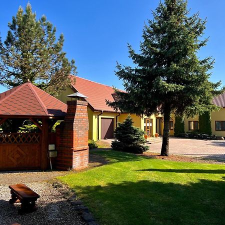 Zajazd Gosciniec Nowosiolki-Kolonia Exteriér fotografie