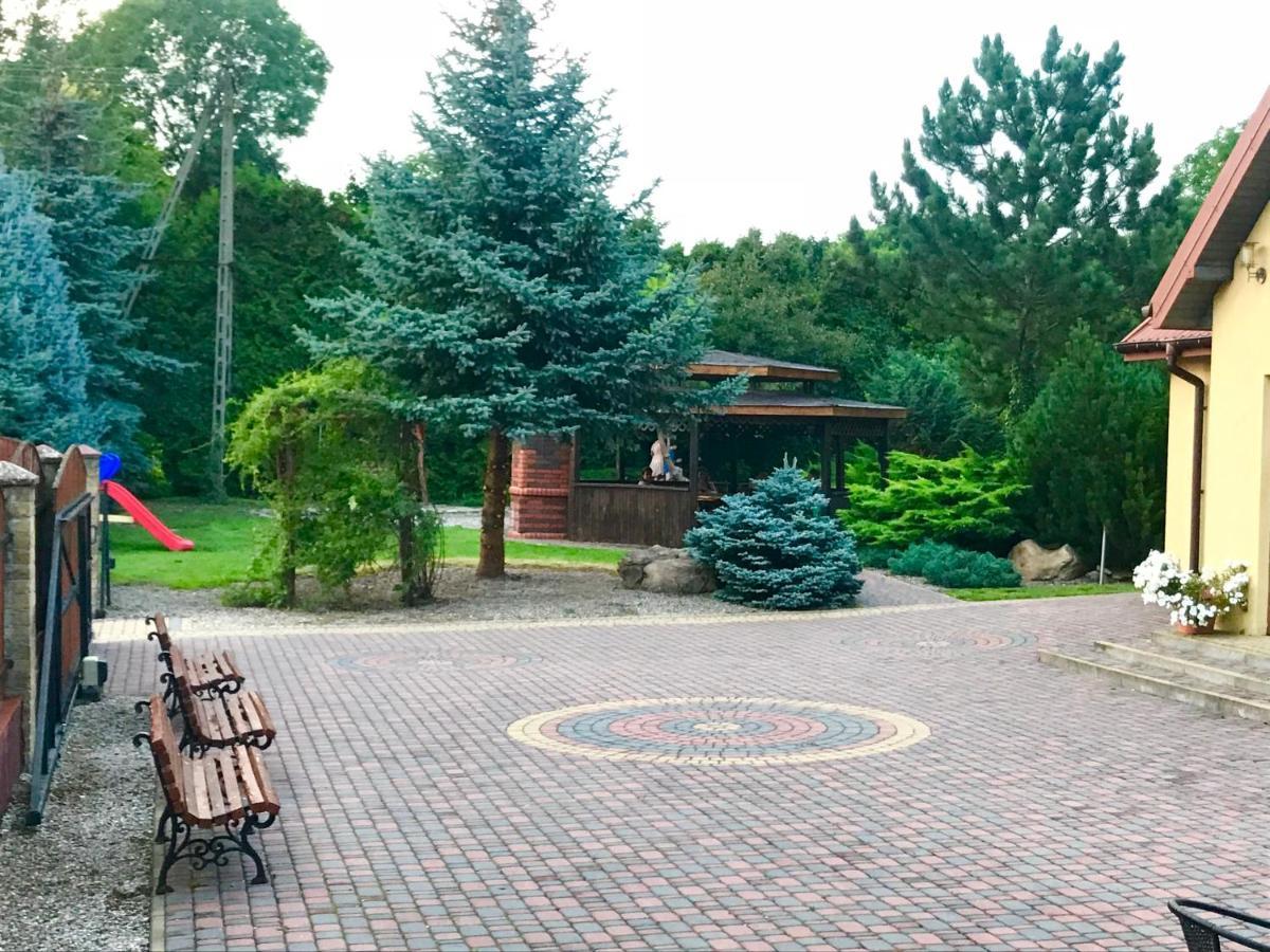 Zajazd Gosciniec Nowosiolki-Kolonia Exteriér fotografie